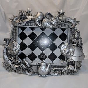 Alice in wonderland picture frame